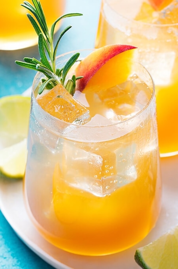 Peach Sparkling Lemonade