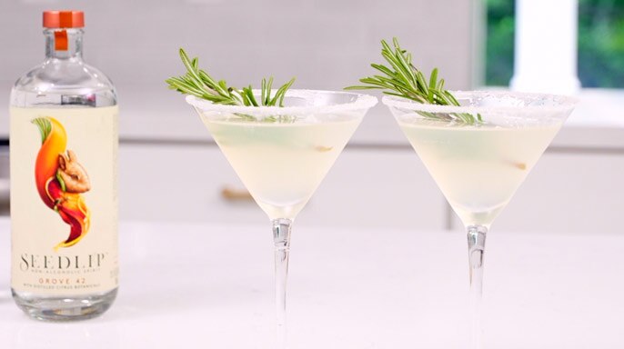 8 Holiday Mocktails Every Host Should Know