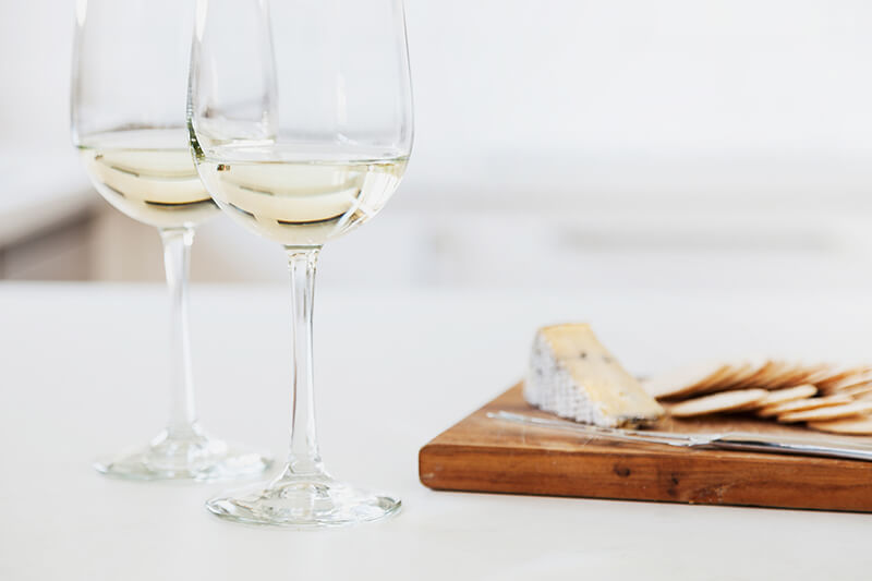 Sauvignon Blanc pared with soft cheese