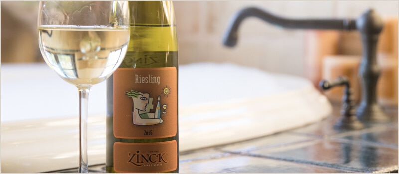 Zinck Riesling bottle